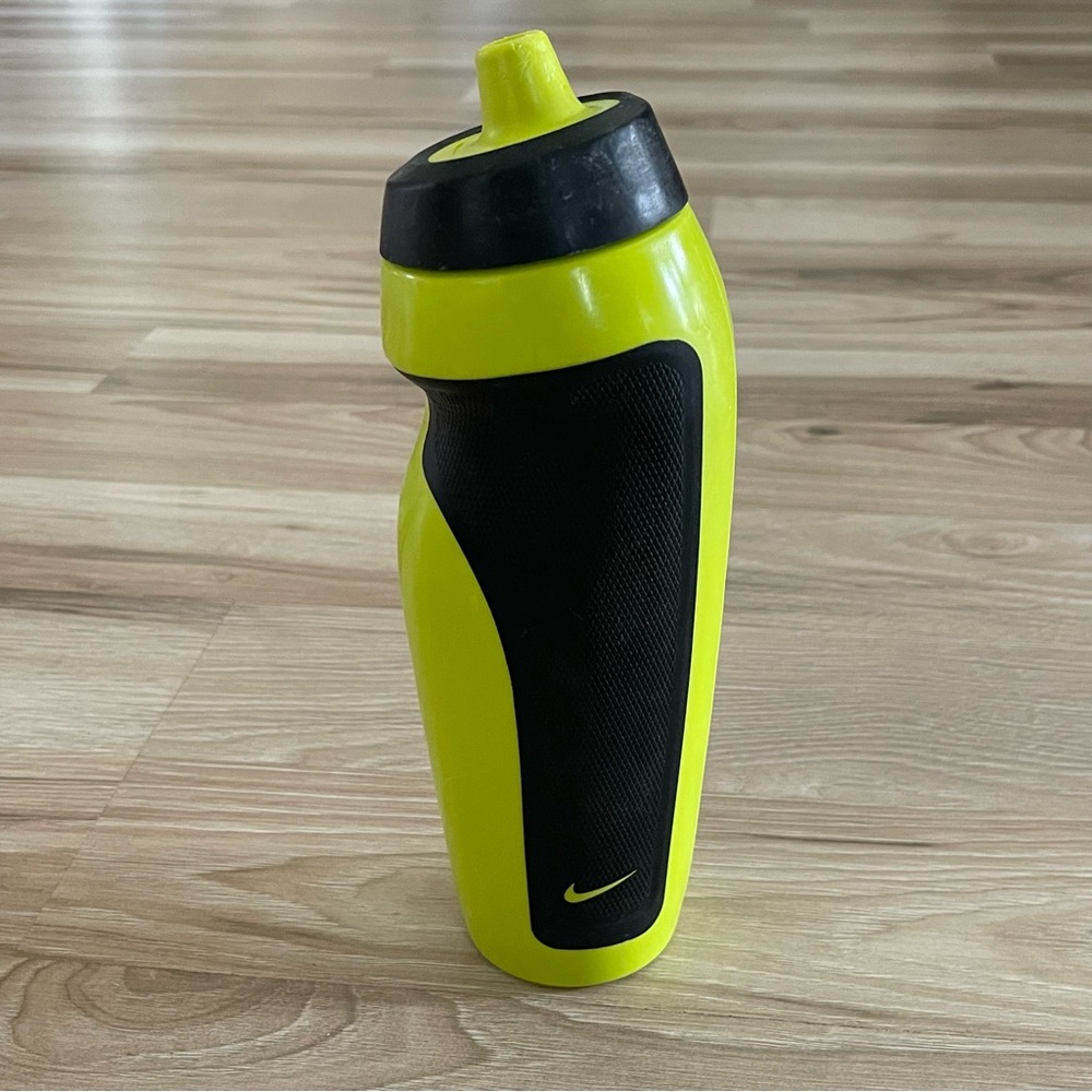 Nike Black and Neon Yellow Water Bottle